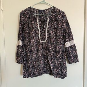 Tommy Hilfiger Women’s Navy and Pink Floral Blouse with Lace Detail XL Cotton